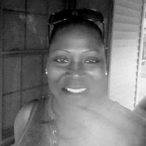 Meet your Posher, Evelyn